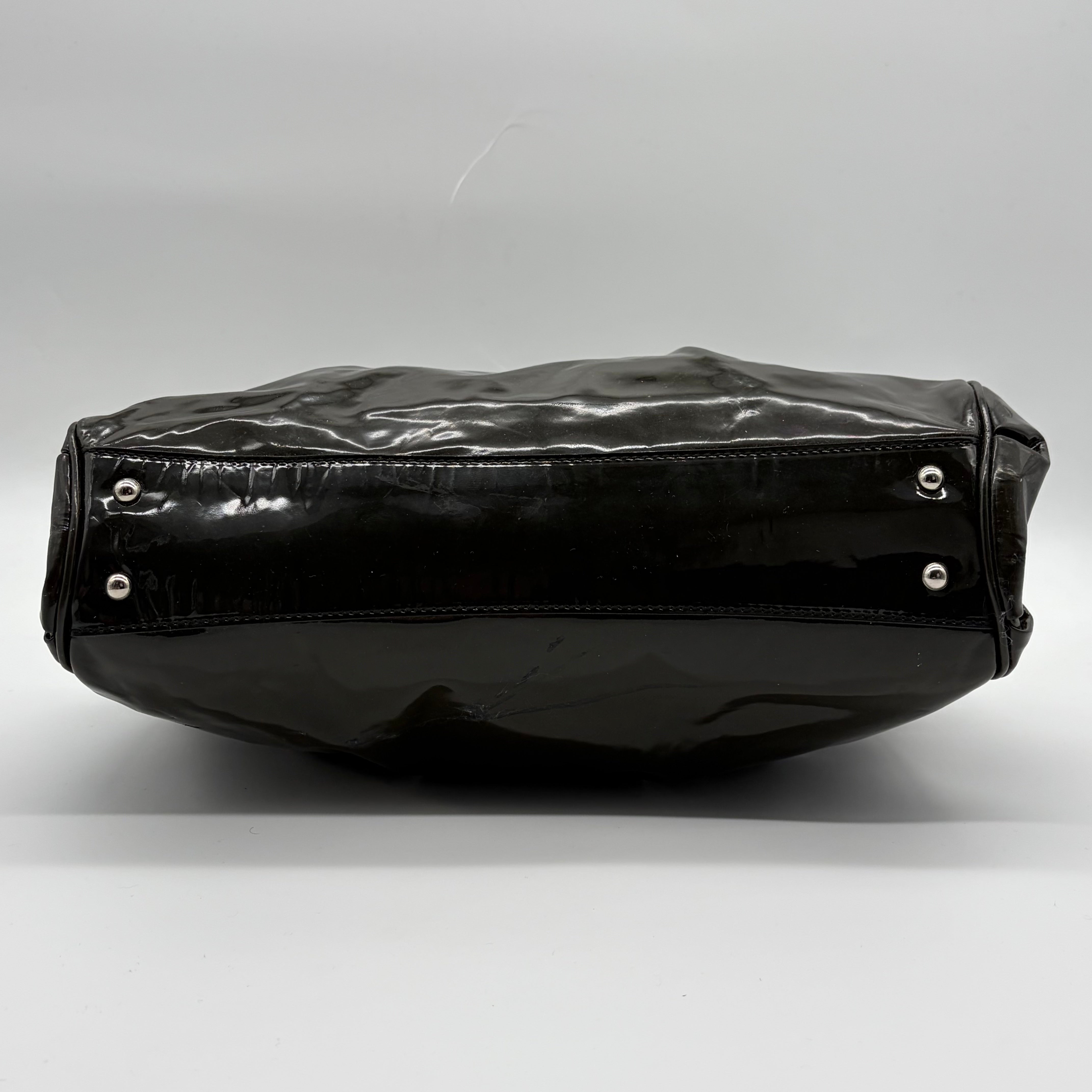 Salvatore Ferragamo Gancini Tote Lackleder Dunkelolive – Vintage