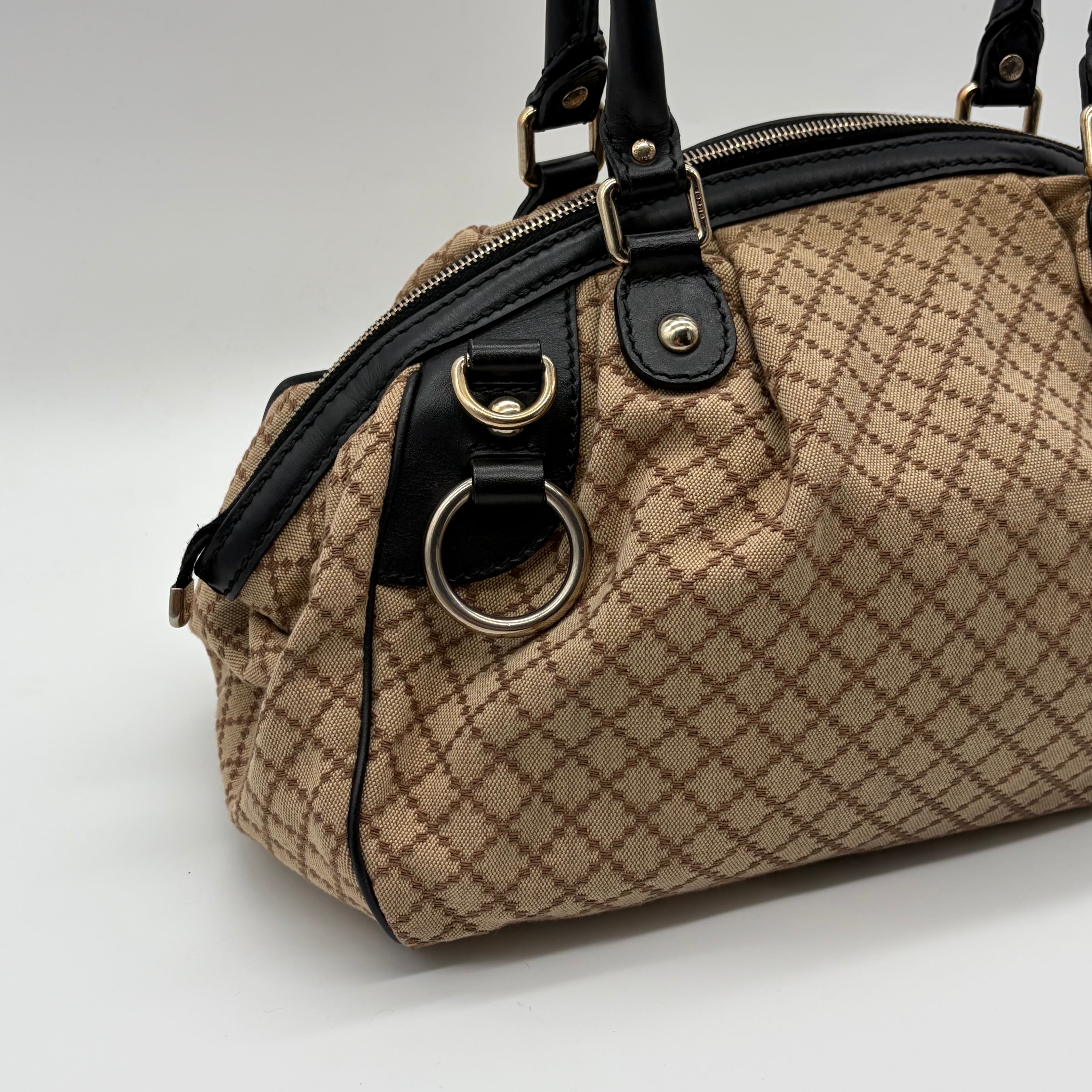 Gucci Sukey Boston Bag Diamante Canvas Beige/Schwarz – Vintage