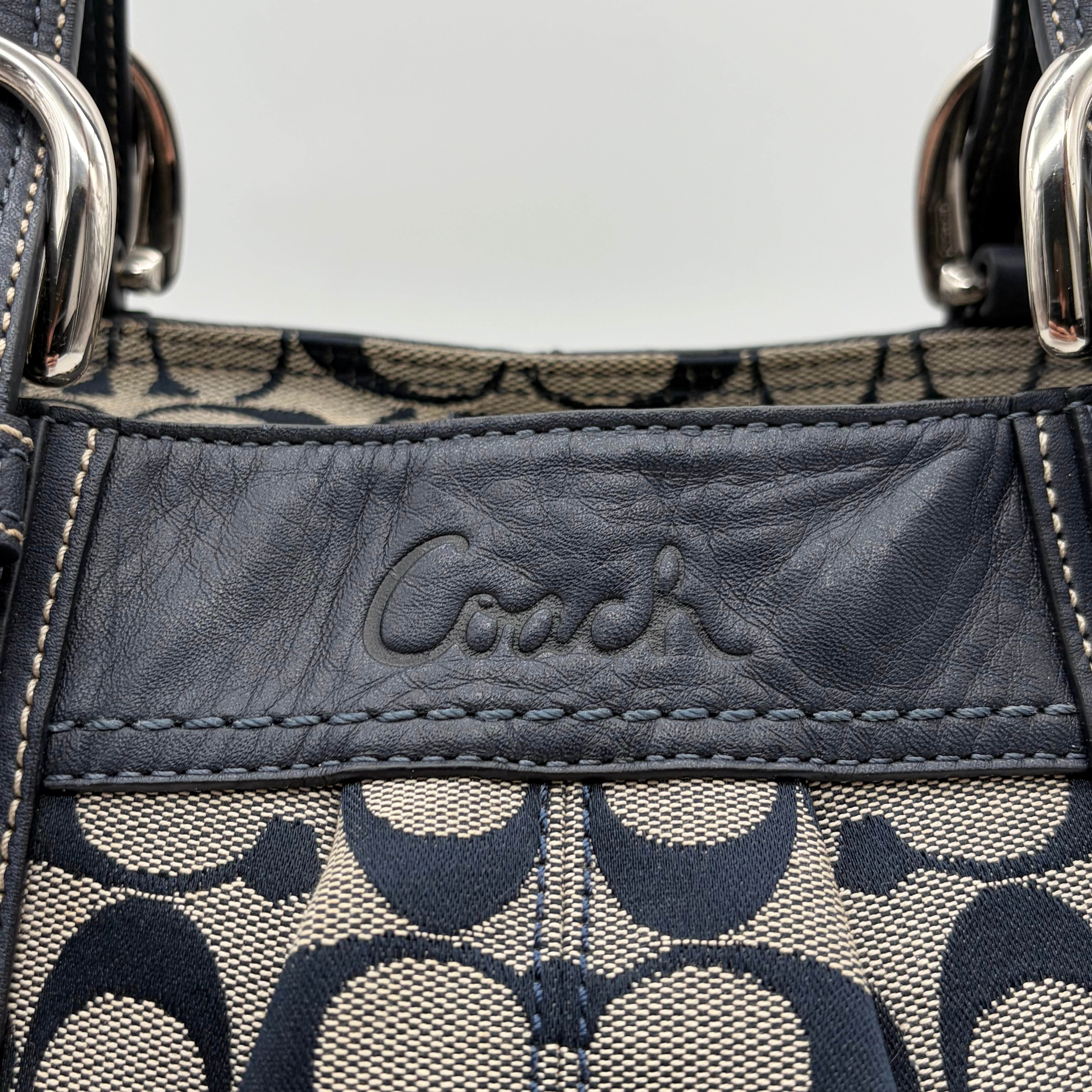 Coach Soho Pleated Signature Tote Khaki/Navy – Vintage