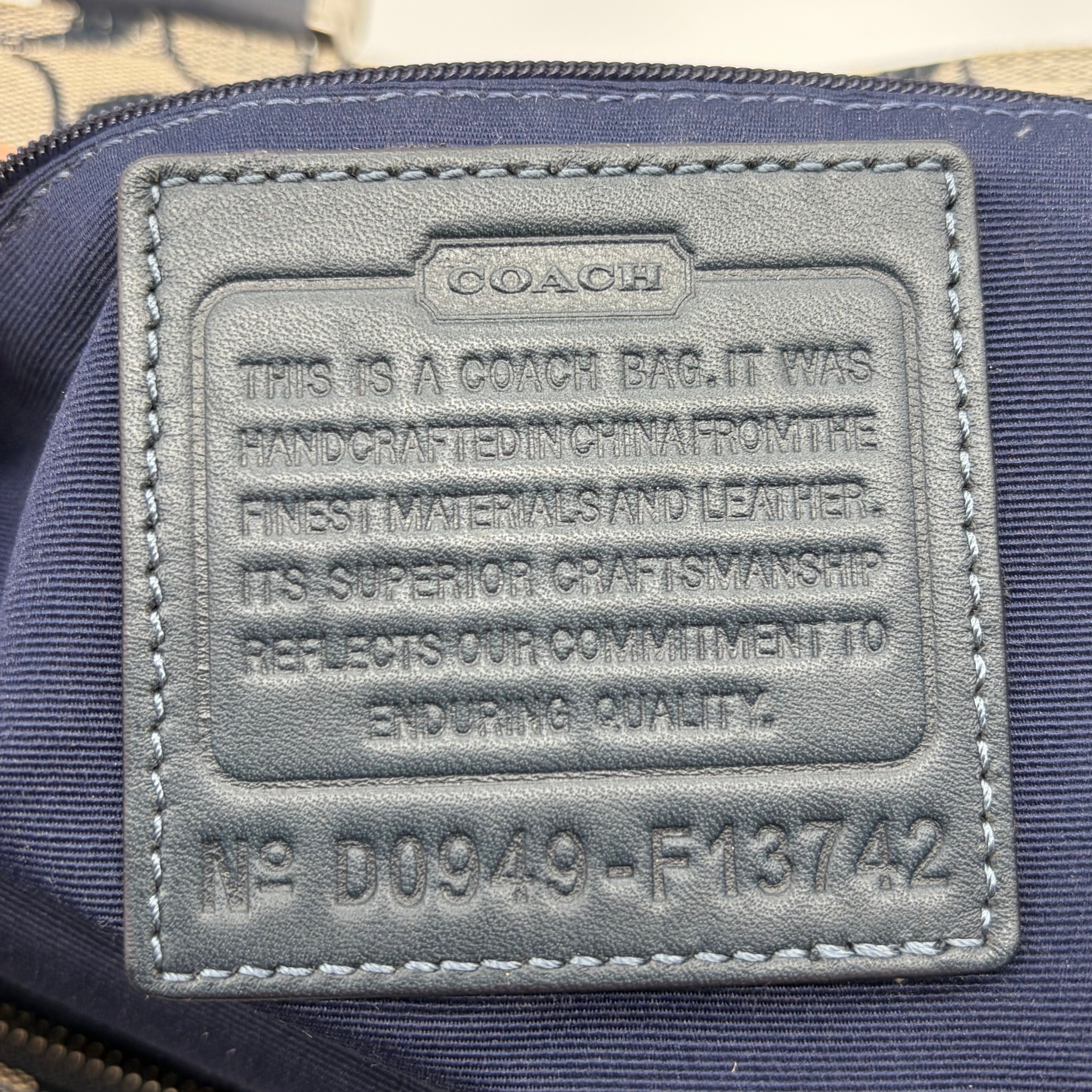 Coach Soho Pleated Signature Tote Khaki/Navy – Vintage