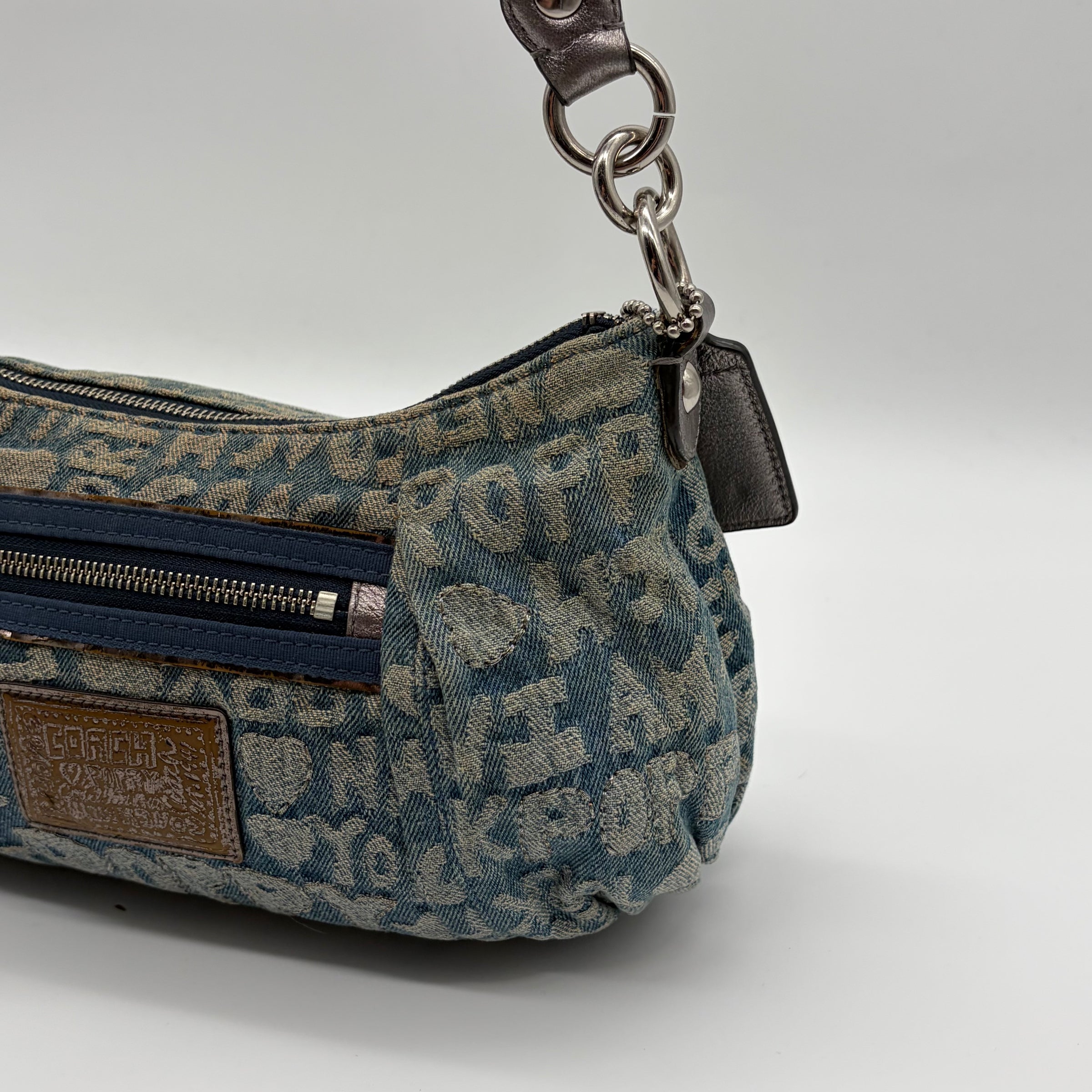 Coach Poppy Denim Graffiti Hobo – Y2K Vintage – detail view 2