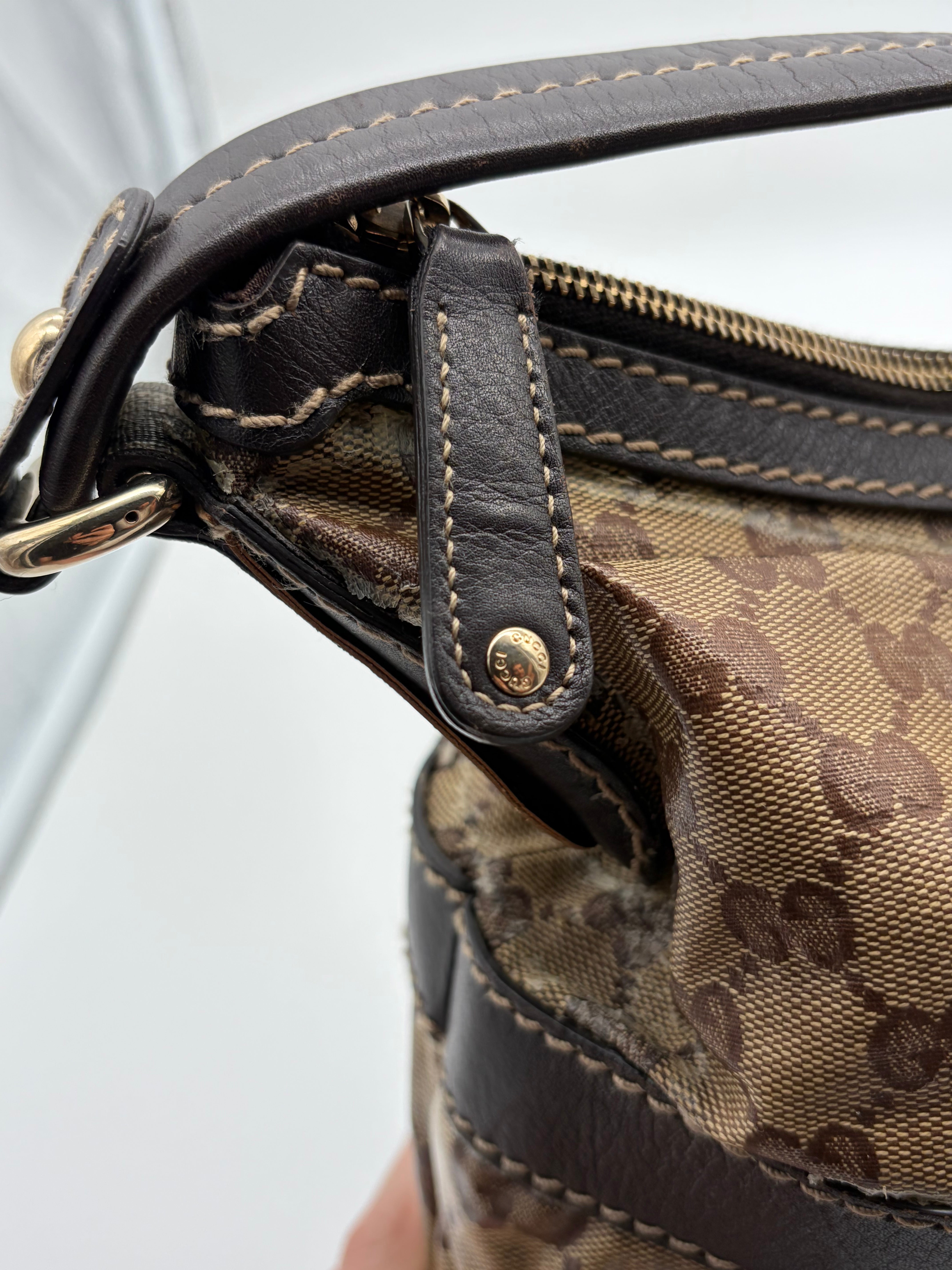 Gucci GG Crystal Canvas Hobo Bag Braun – Vintage