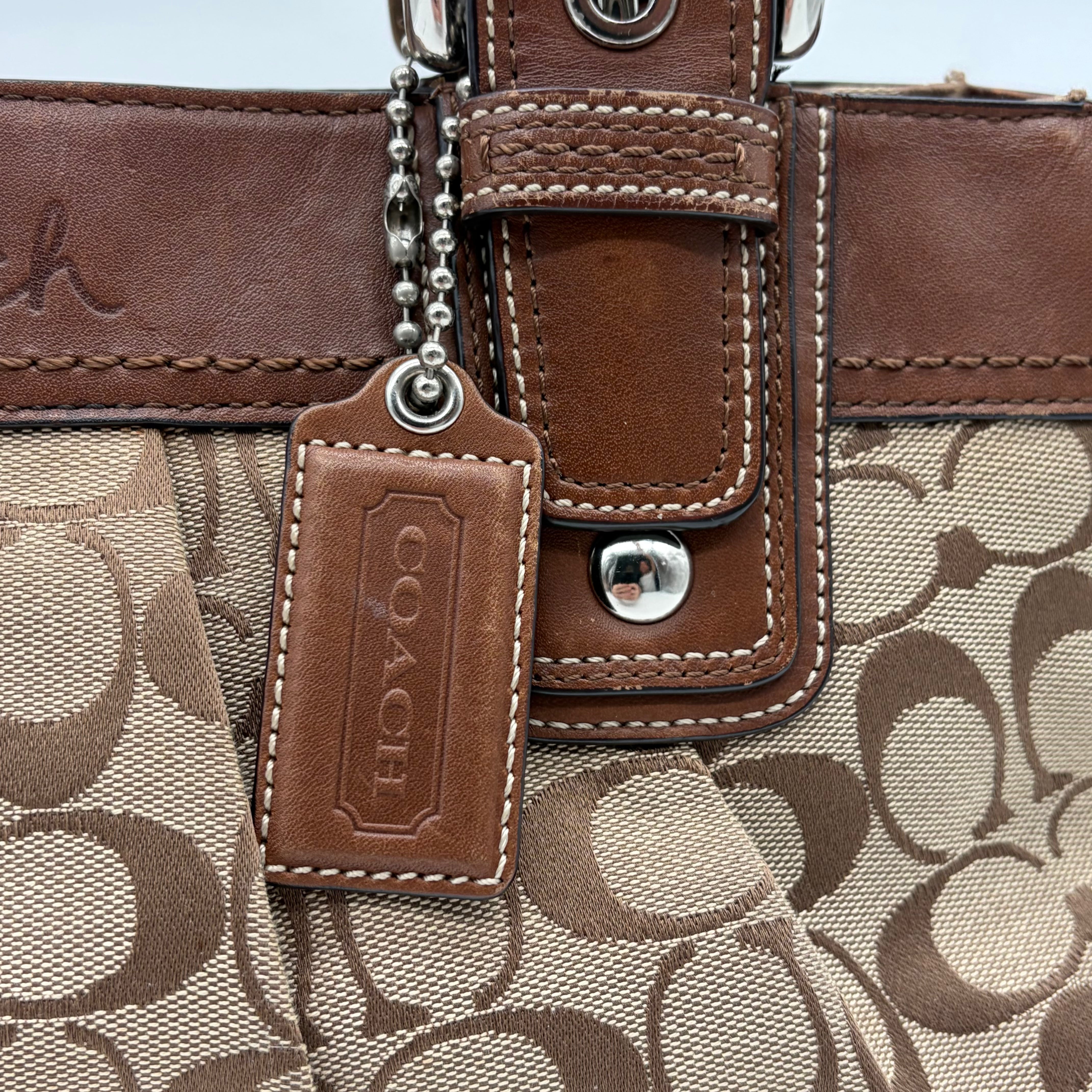 Coach Soho Signature Tote Beige Cognac – Vintage