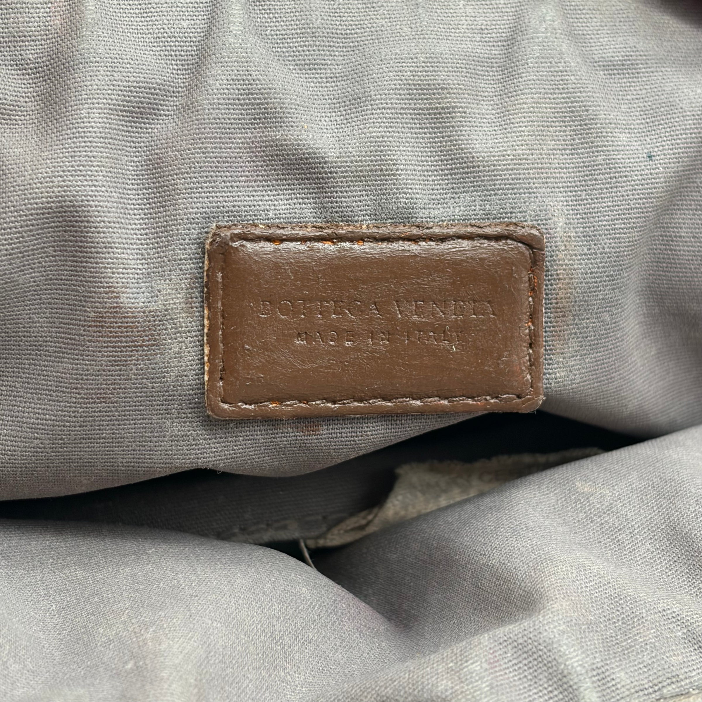 Bottega Veneta Intrecciato Mini Crossbody Braun – detail view 6