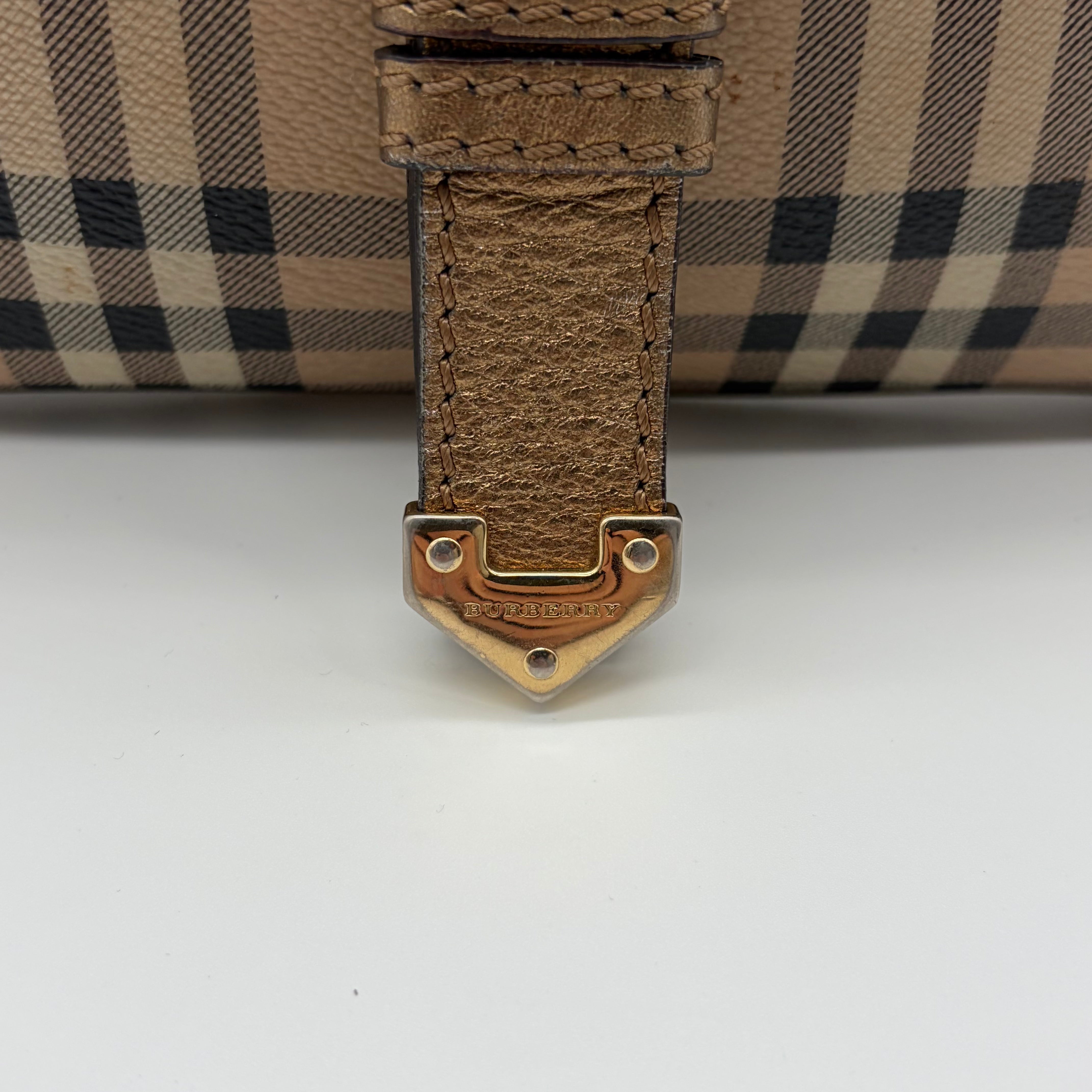 Burberry Haymarket Check Shoulder Bag Bronze – Vintage
