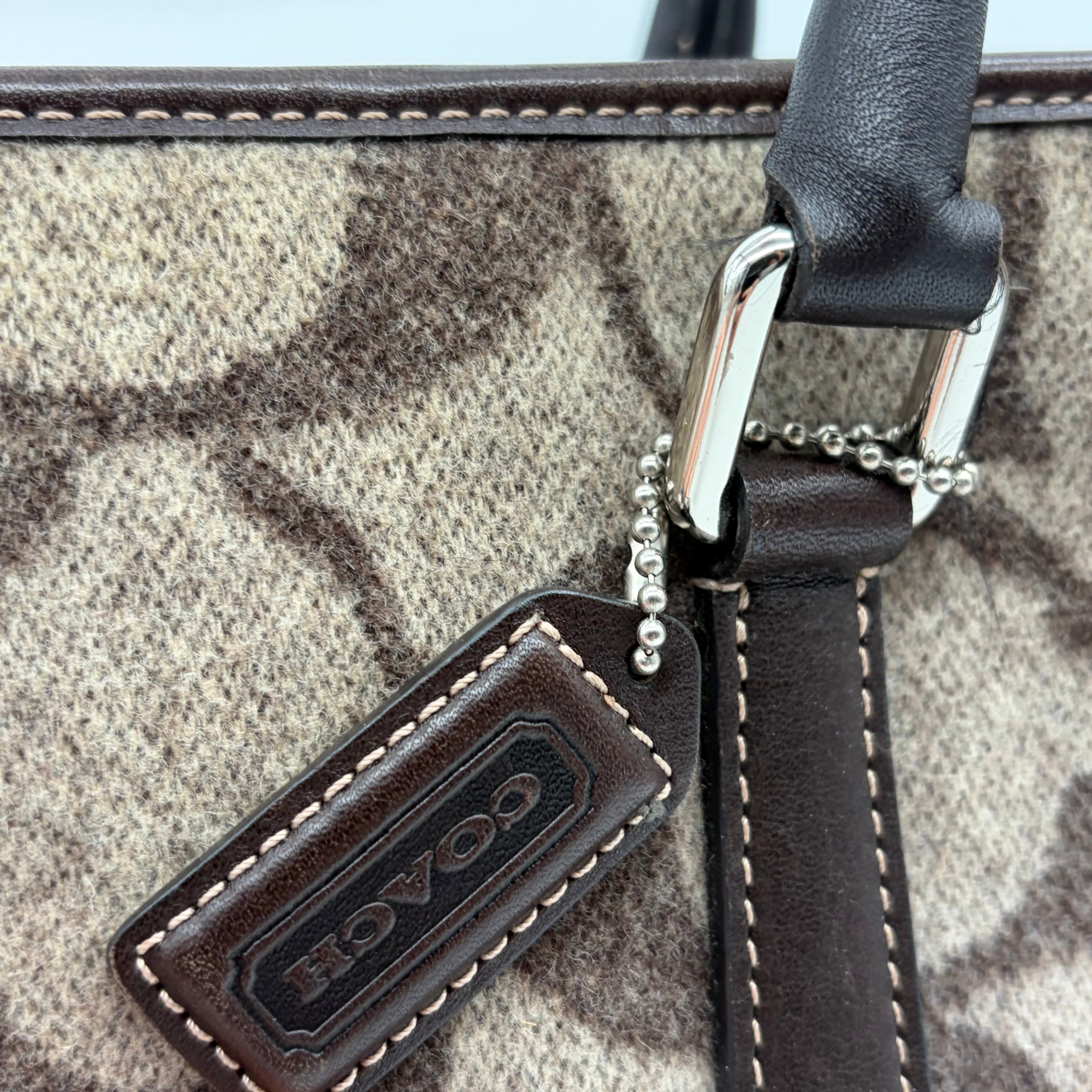 Coach Signature Monogram Tote Schwarz Beige – Vintage