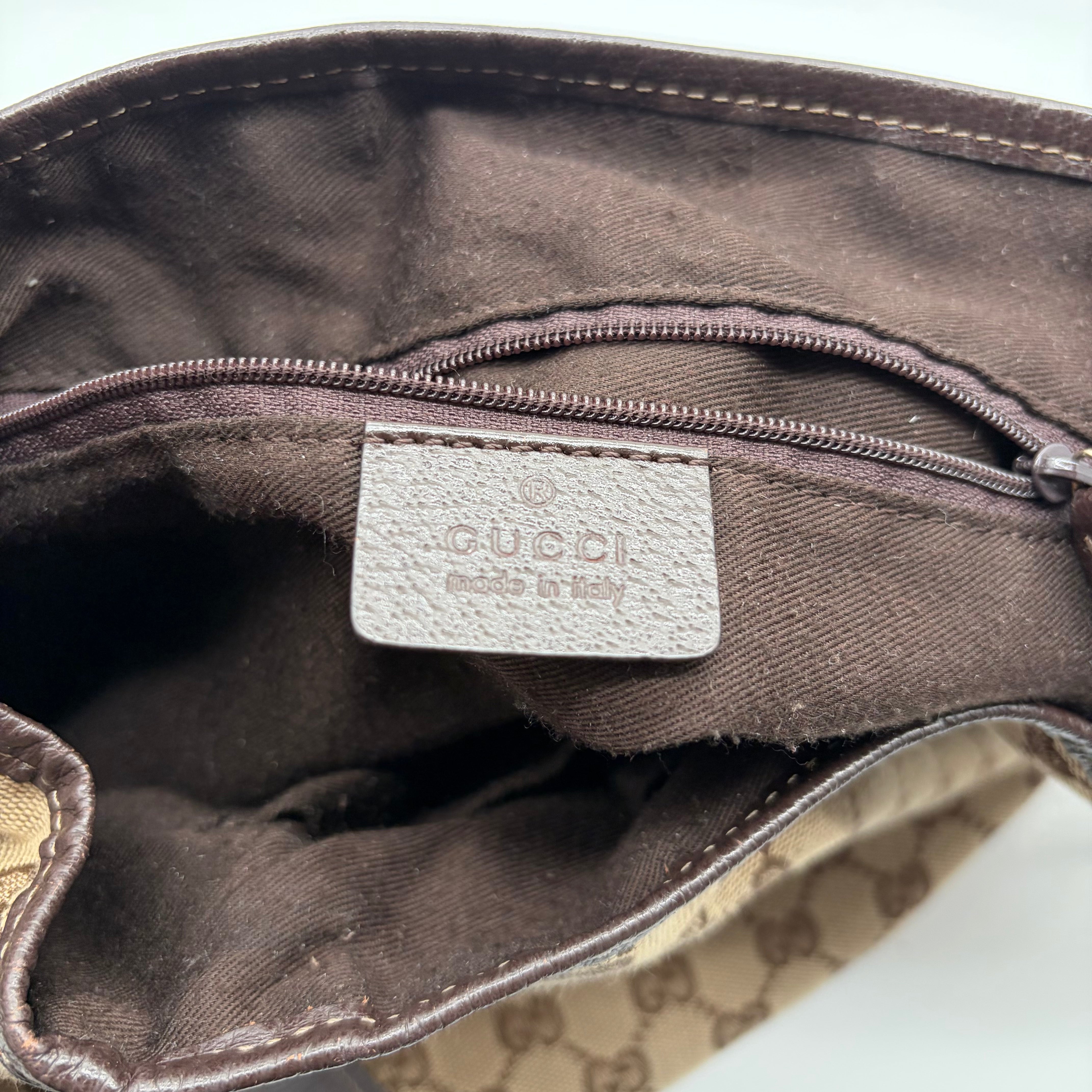 Gucci Abbey D-Ring Hobo GG Canvas Braun Gold Hardware – Vintage