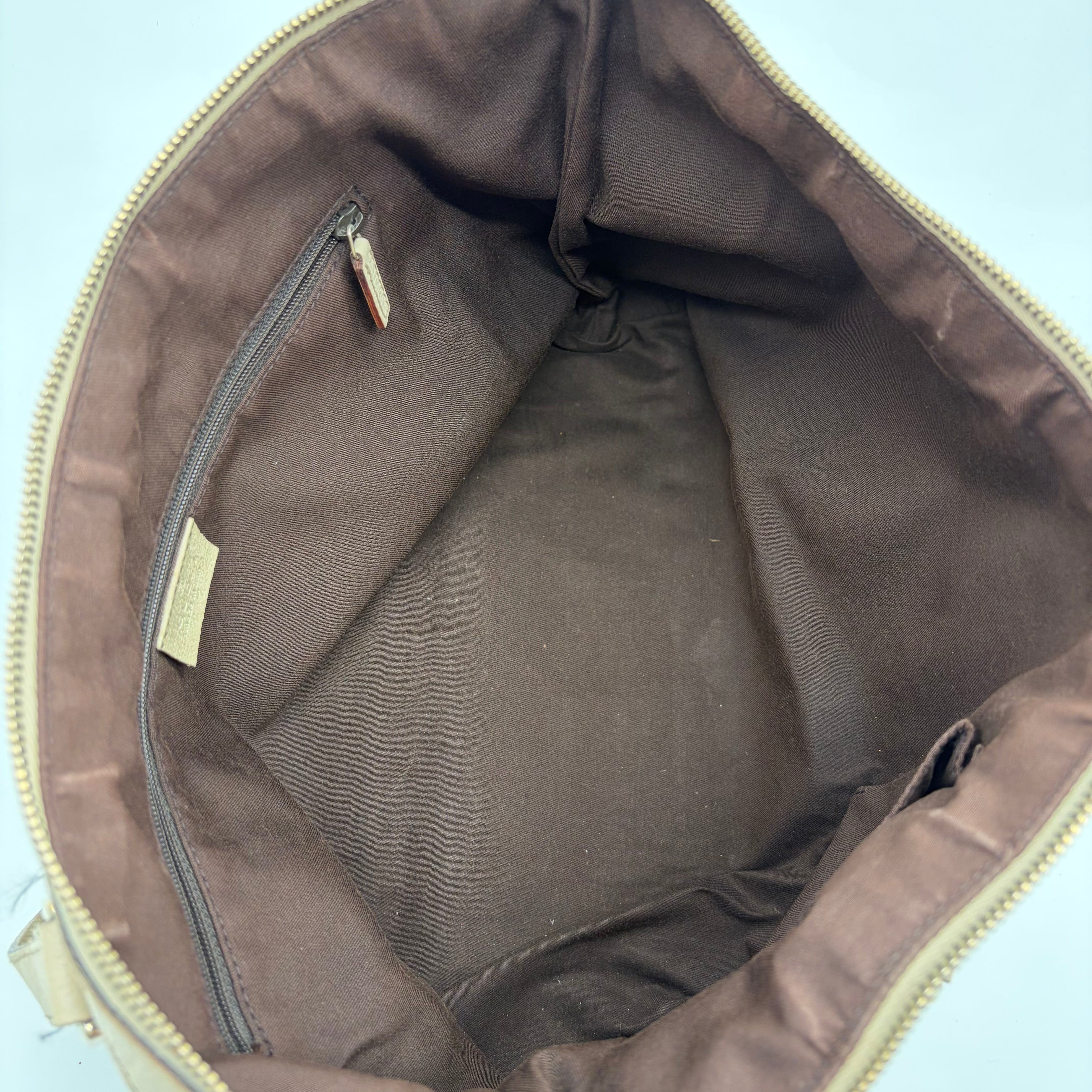 Gucci Abbey D-Ring Tote GG Canvas Ivory Gold Hardware – Vintage