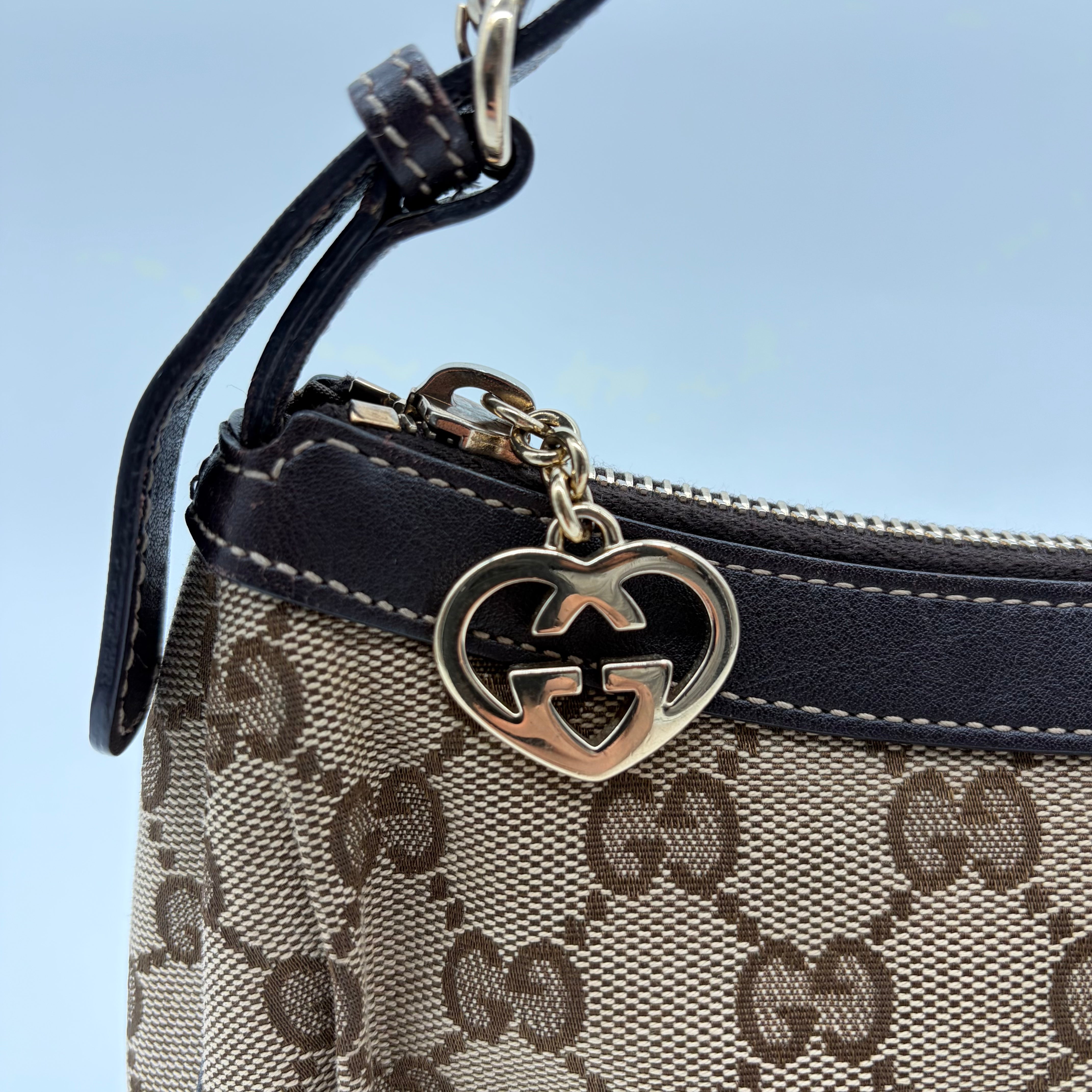 Gucci Lovely Heart Pochette GG Canvas Beige Braun – Vintage
