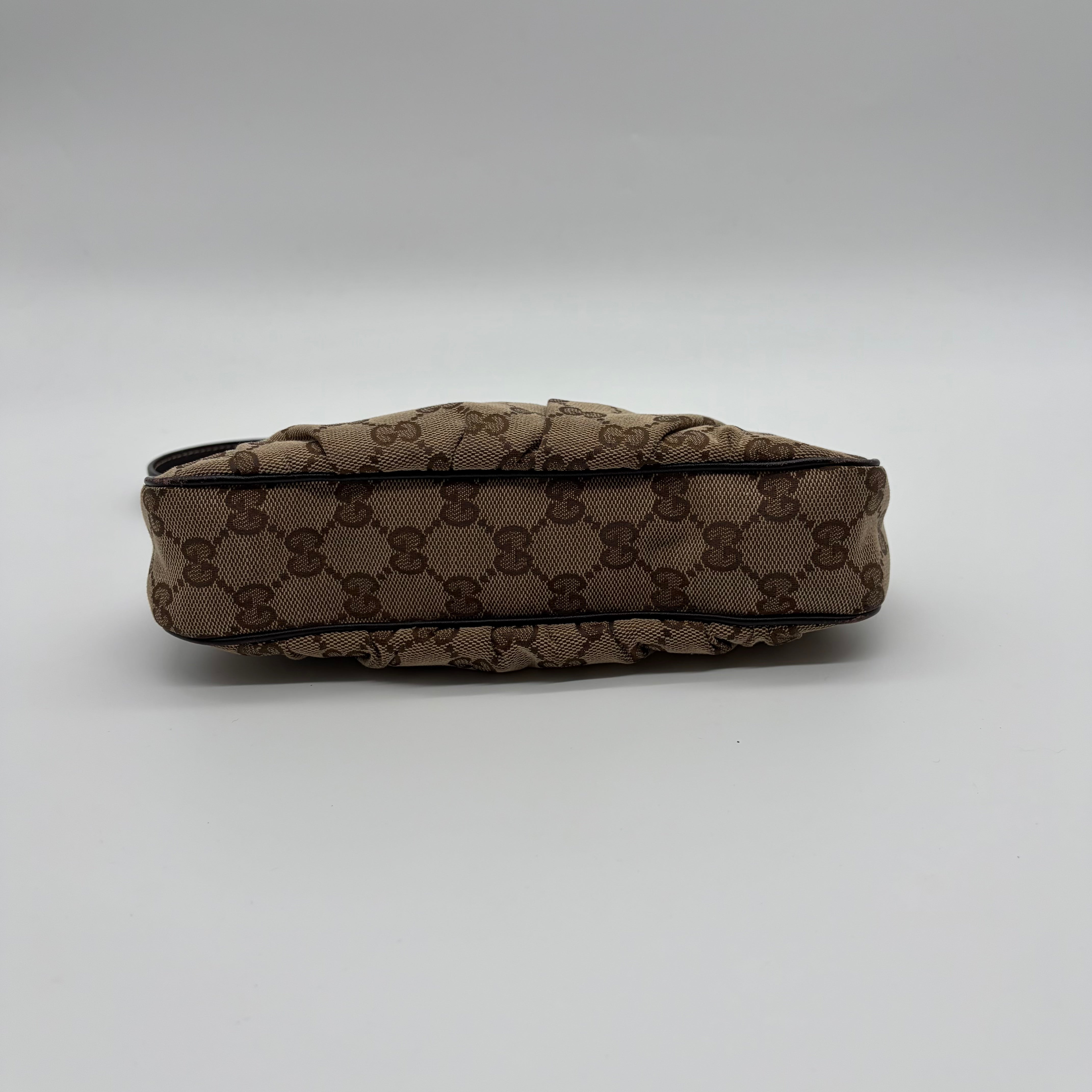 Gucci Lovely Heart Pochette GG Canvas Beige Braun – Vintage